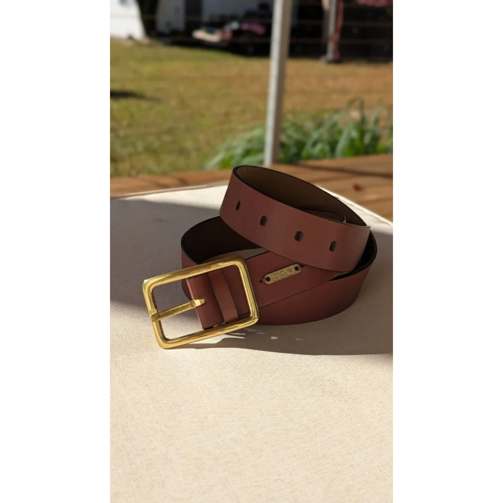 Women's Liz Claiborne Brown Leather Belt with Gold Buckle One Size